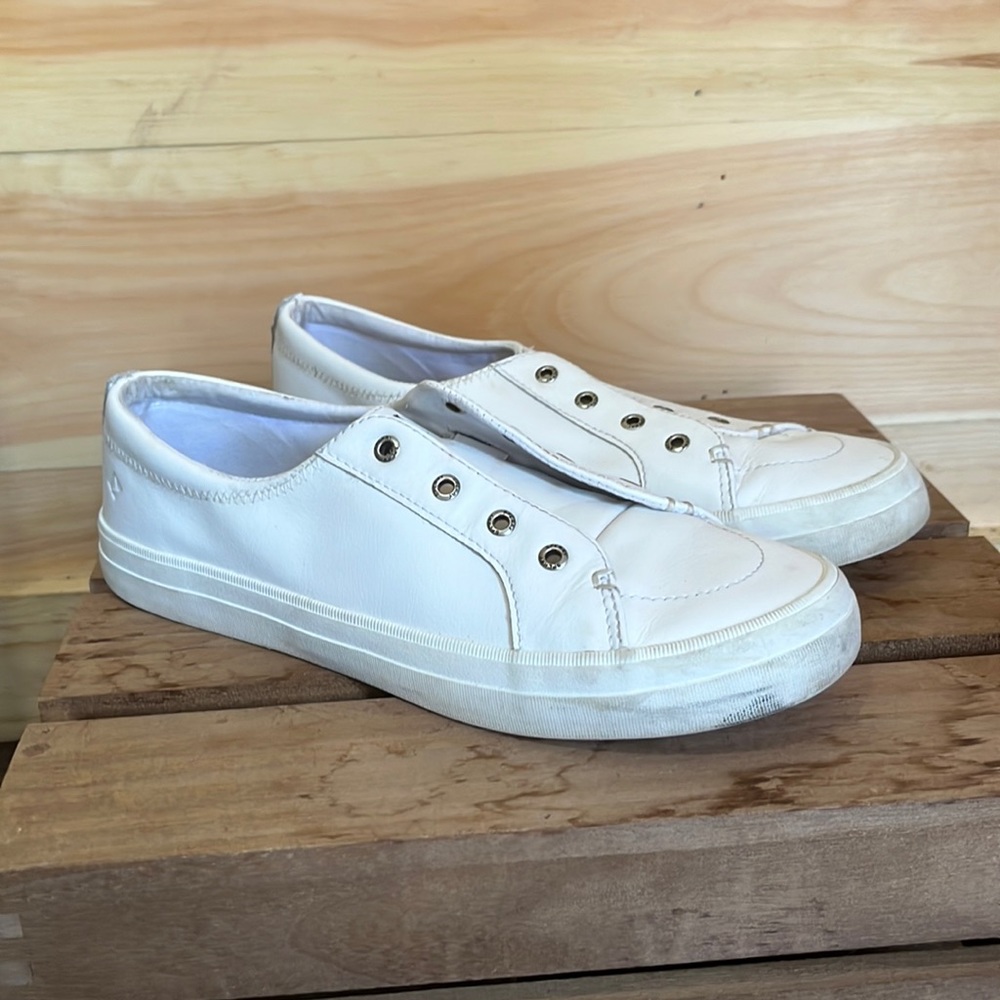 Barely used white sperrys-womens size ten